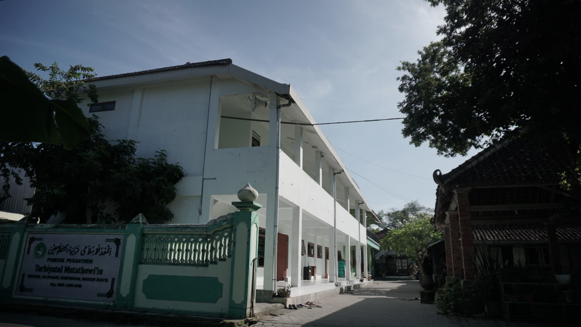 Pondok Pesantren Tarbiyatul Mutathowi'in